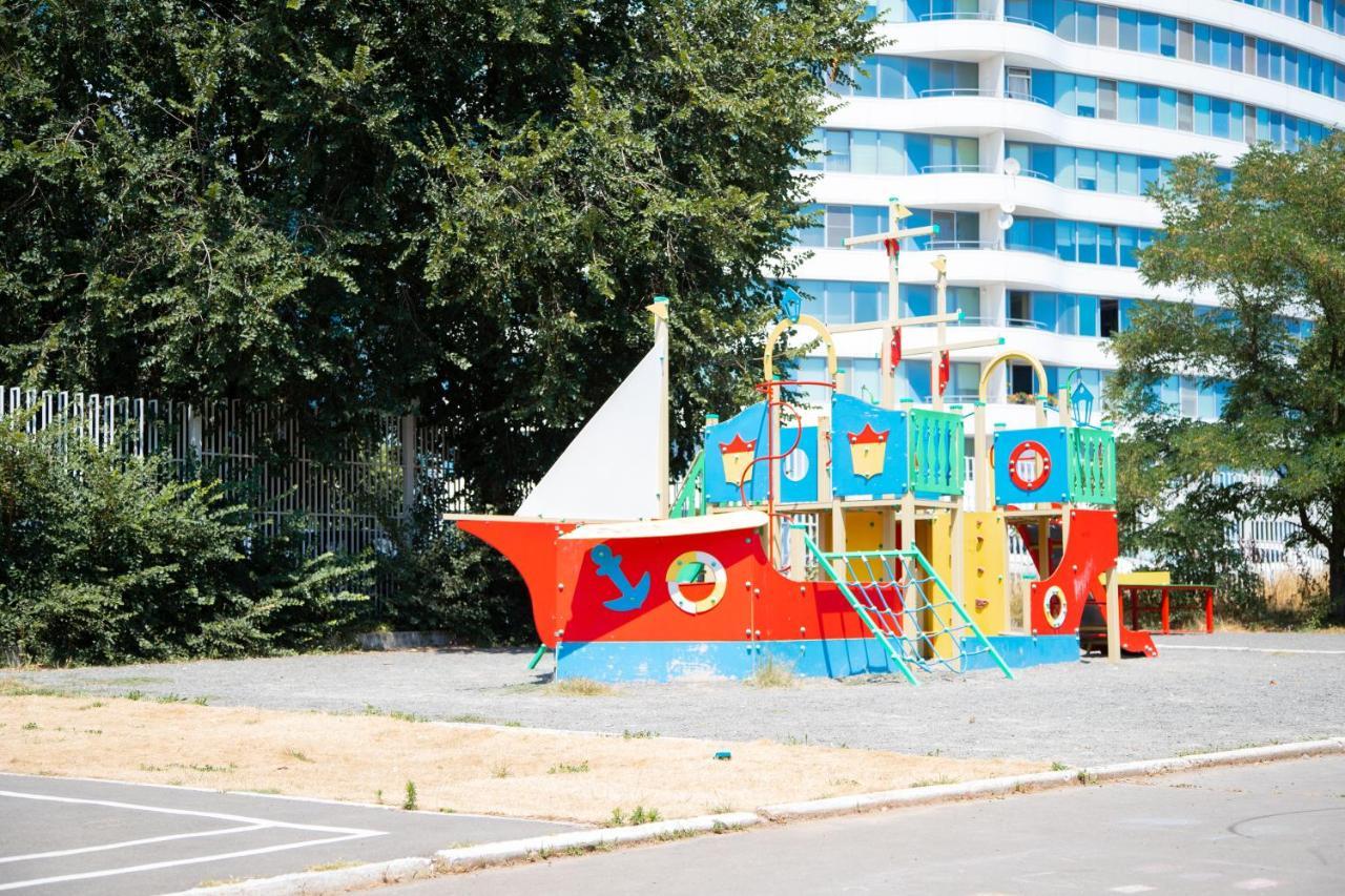 Ваша Квартира В Одессе - У Самого Моря! Oldenburg Bagian luar foto